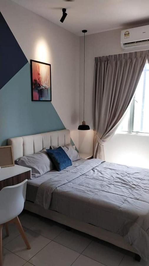 D'Rinie Sky Homestay Kajang Exterior foto